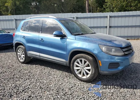 2017 Volkswagen Tiguan Wolfsburg из США, поврежденный, VIN WVGRV7AX9HK020806